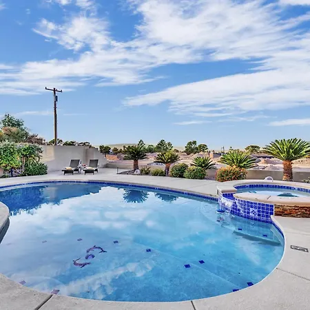 Oasis Retreat At Henderson Greens